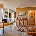 Sur La Plage-beachside Retreat *
