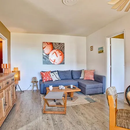 Sur La Plage-beachside Retreat